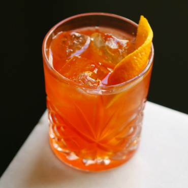 В ZIMA Russian Restaurant стартует неделя Negroni: пьем коктейли и сажаем деревья!